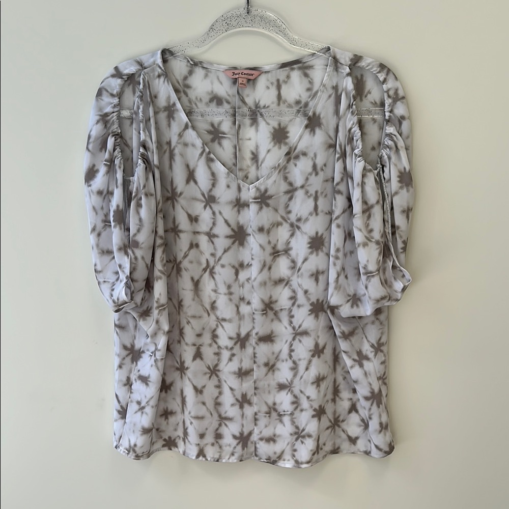 Juicy Couture Sz Small White and Taupe Cold Shoulder Top